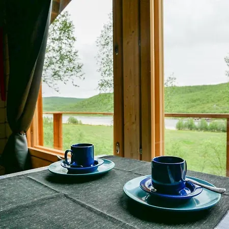 Tenon Maisemamoekit Alpehytte *